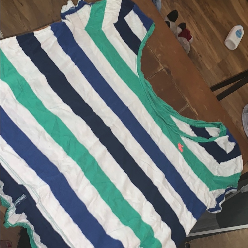 Short sleeve off the shoulder